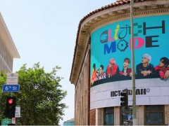SM ENTERTAINMENT SQUARE標(biāo)識(shí)牌在美國洛杉磯中心豎立