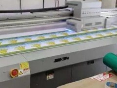 選擇UV平板噴繪機的標準