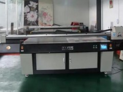 UV噴繪機如何延長壽命